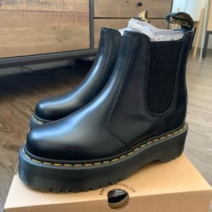 Dr. Martens 2976 Quad Boots Black